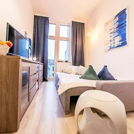 Apartment Studio Minuta Do Monte Cassino - Podjazd 5 *