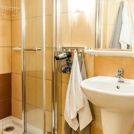 Apartment Studio Minuta Do Monte Cassino - Podjazd 5 *